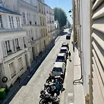 Montmartre Village